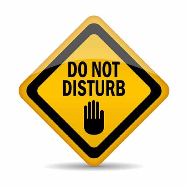 שלט נא לא להפריע: Do not disturb